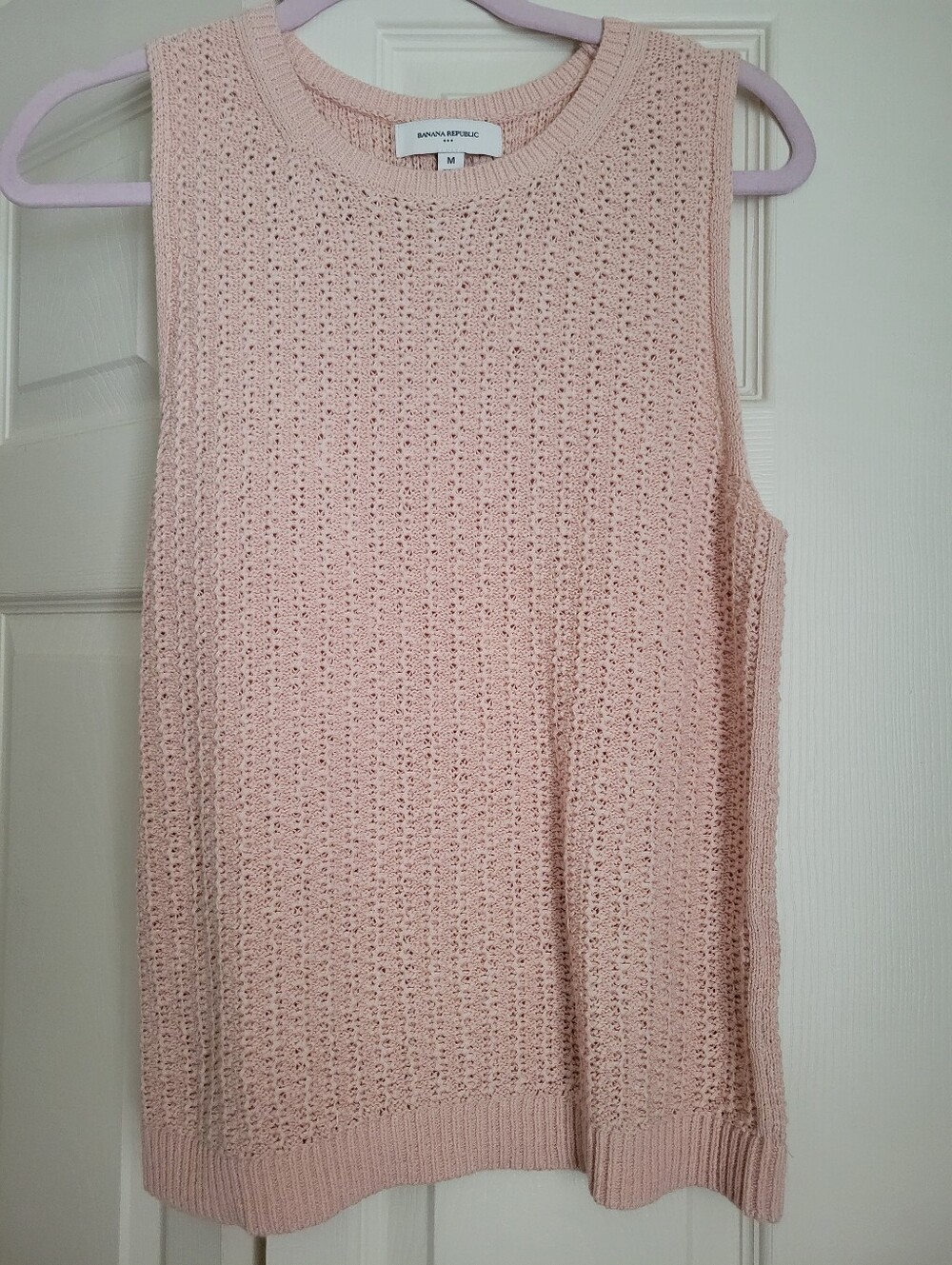 Banana Republic Factory Knit Sleeveless Tank in Blush Pink